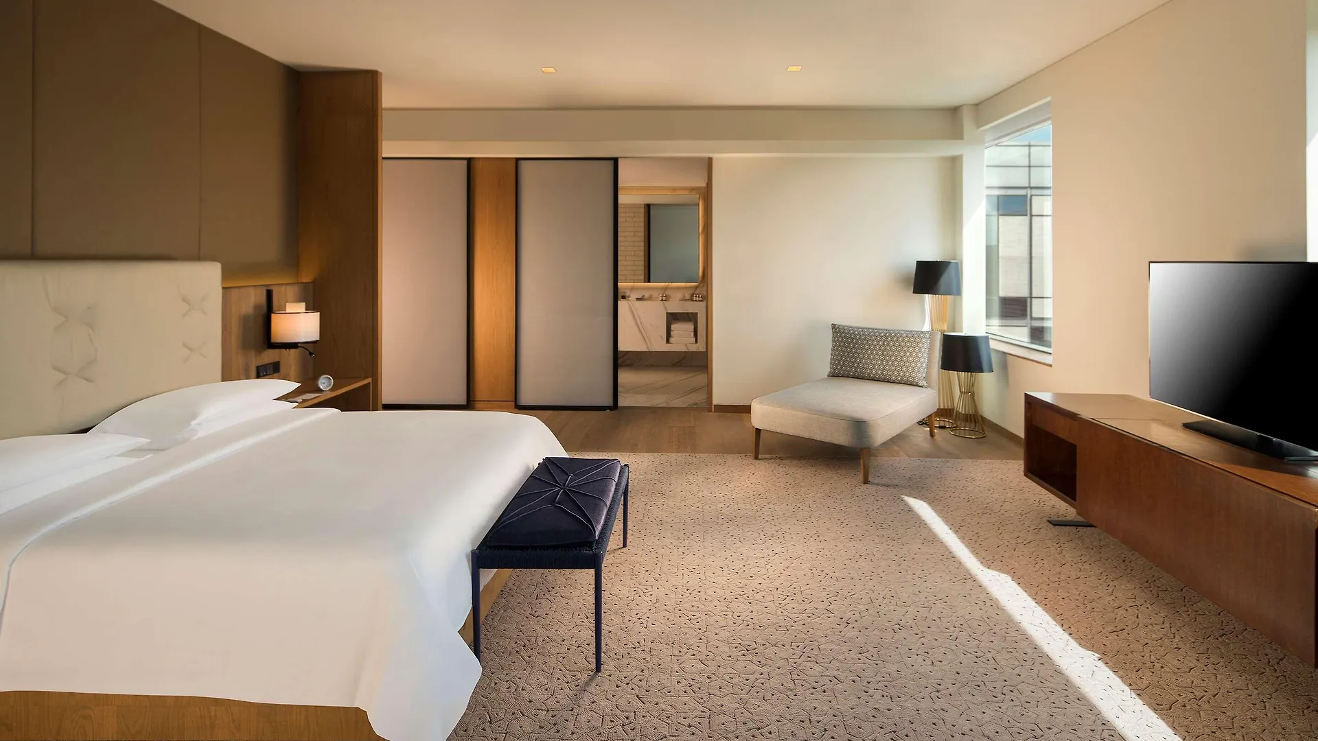 Andaz Delhi, By Hyatt Hotel New Delhi 5*,
