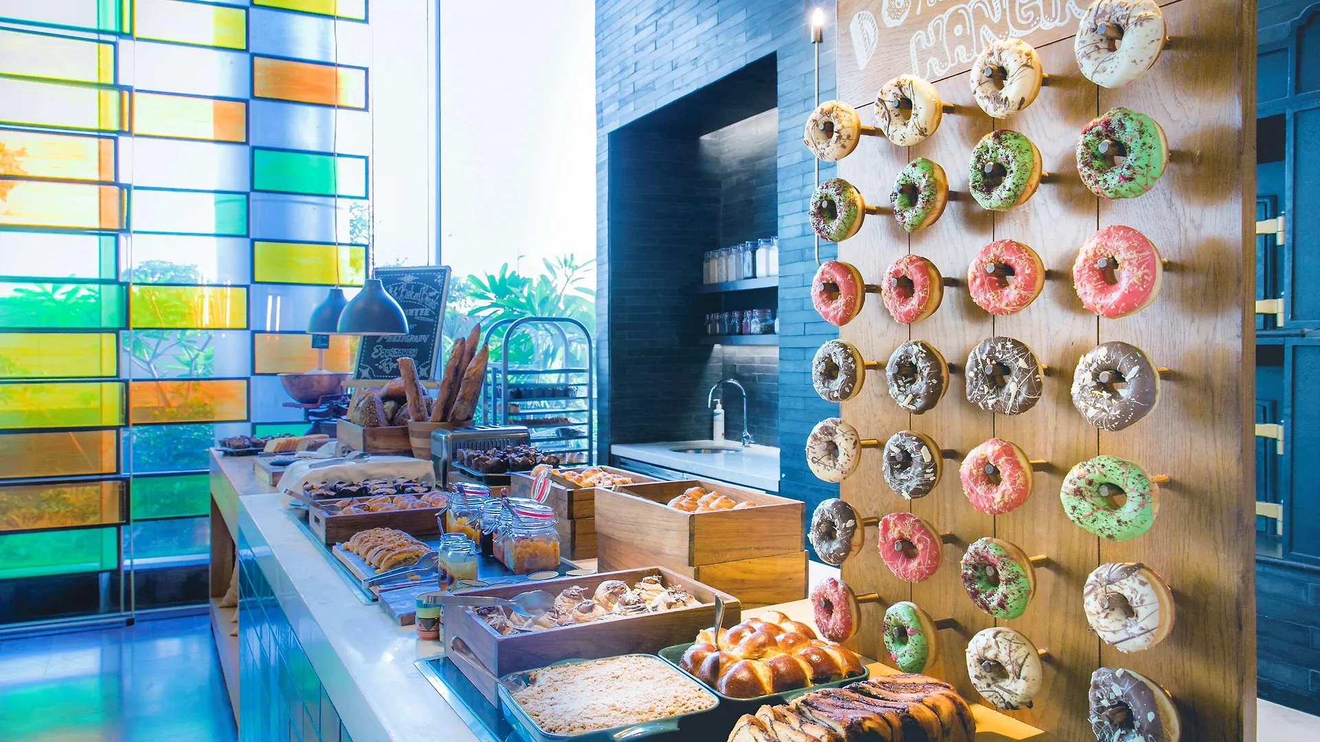 Andaz Delhi, By Hyatt Hotel New Delhi
