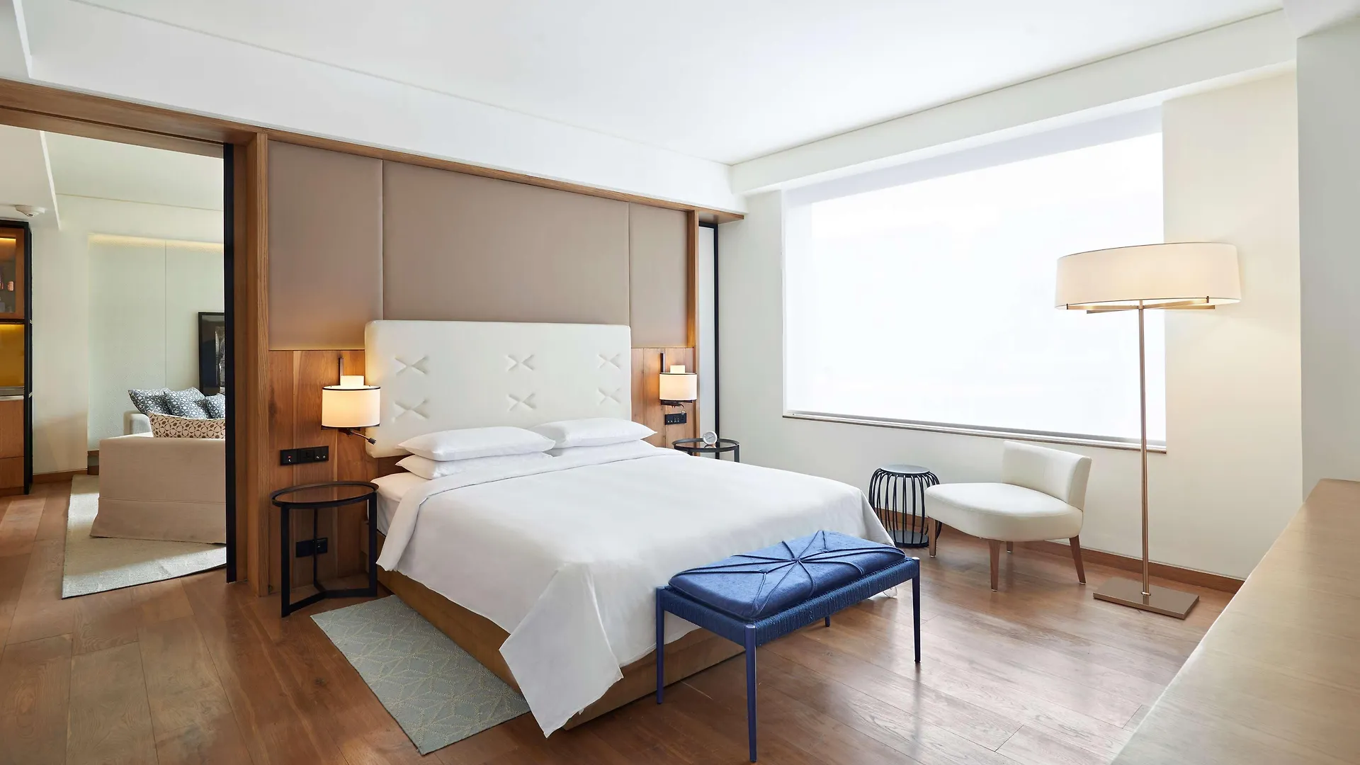 Andaz Delhi, By Hyatt Hotel New Delhi