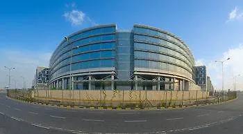*****  Andaz Delhi, By Hyatt Hotel New Delhi India
